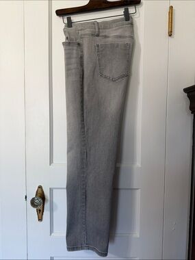 Simply Vera Vera Wang Light Gray Cropped Ankle Jeans